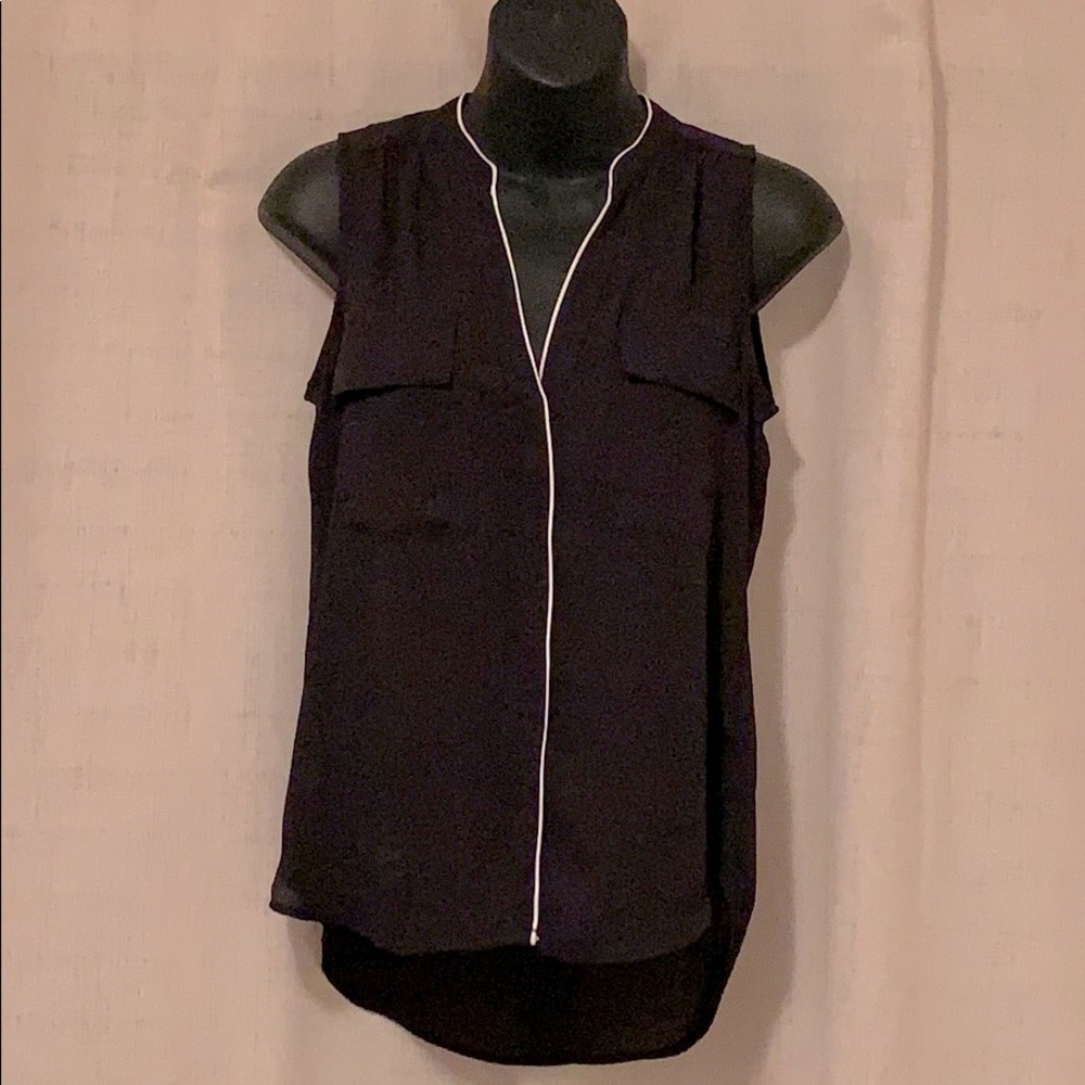 H&M conscious sleeveless blouse